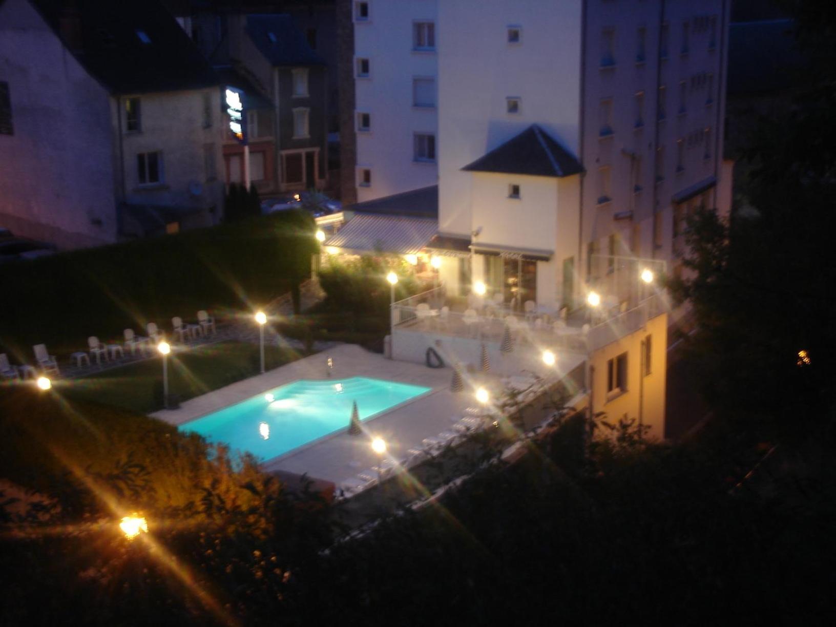 Hôtel Beauséjour Chaudes-Aigues Exterior foto